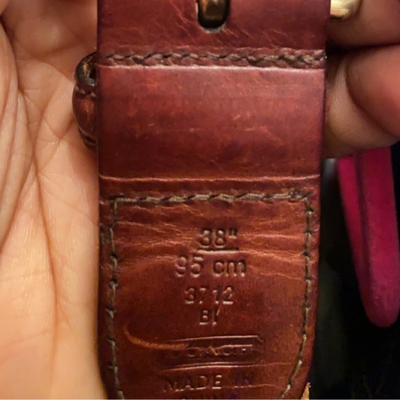 Coach leather belt - Picture 4 of 4
